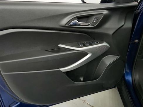 Certified 2024 Chevrolet Trax LS w/ LS Convenience Package image 18