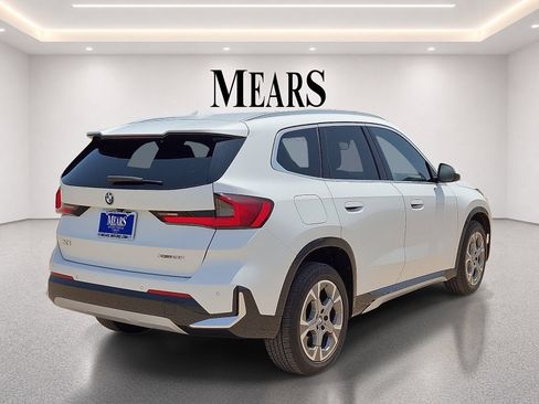 Used 2025 BMW X1 xDrive28i AWD/4WD image 5