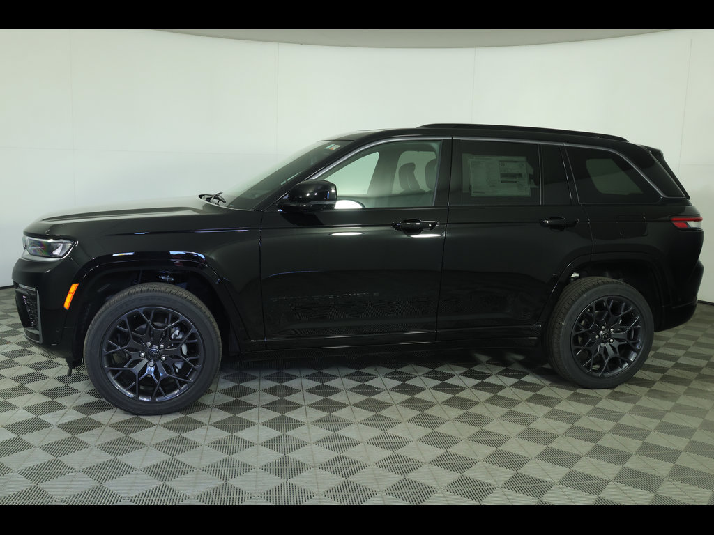 New 2027 Jeep Grand Cherokee Summit AWD/4WD image 17