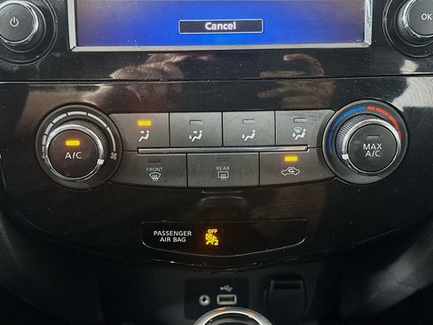Used 2020 Nissan Rogue Sport S FWD image 23