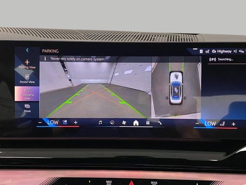 New 2026 BMW 550e xDrive image 25