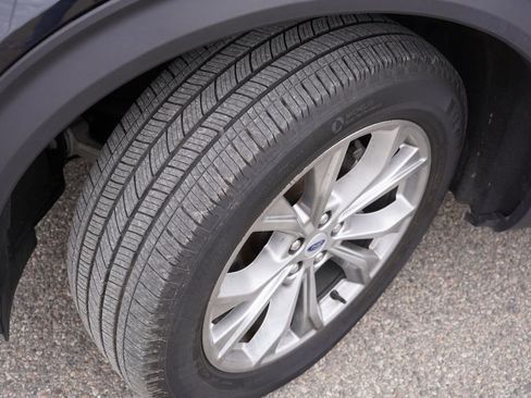 Certified 2023 Ford Explorer XLT w/ Equipment Group 202A image 14