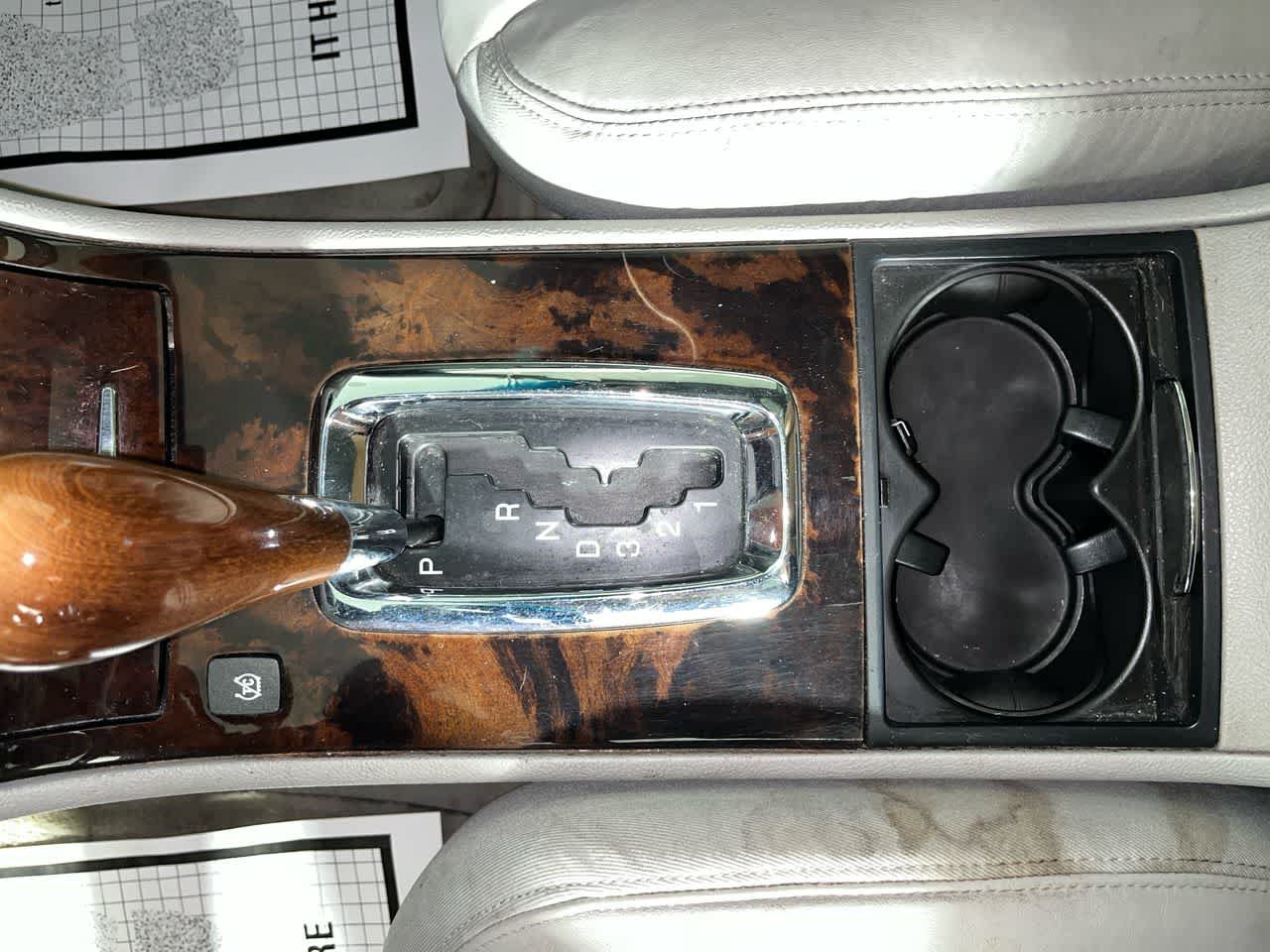 Used 2007 Cadillac DTS Luxury II FWD image 20