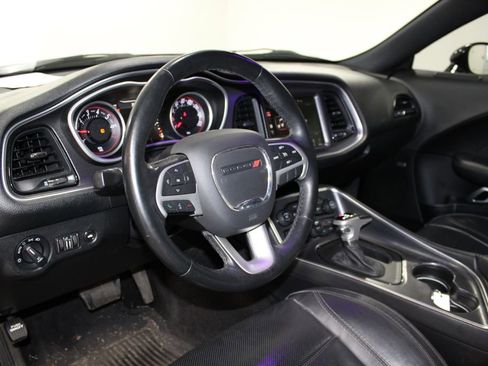 Used 2016 Dodge Challenger SXT Plus image 16