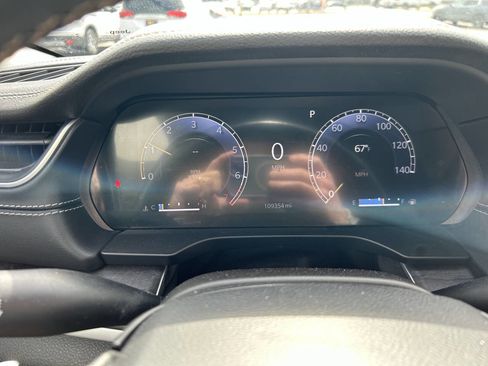 Used 2022 Jeep Grand Cherokee L Limited w/ Luxury Tech Group II image 15