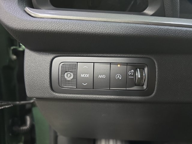 New 2027 Chevrolet Traverse LT w/ Driver Confidence Package AWD/4WD image 28