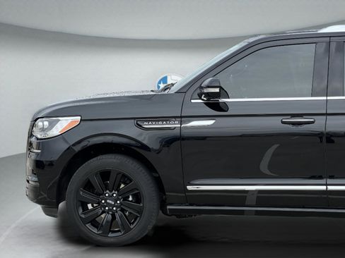 Certified 2023 Lincoln Navigator L Reserve image 10