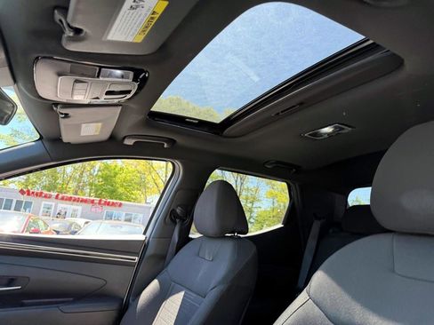 Used 2024 Hyundai Santa Cruz SEL w/ Activity Package FWD image 10