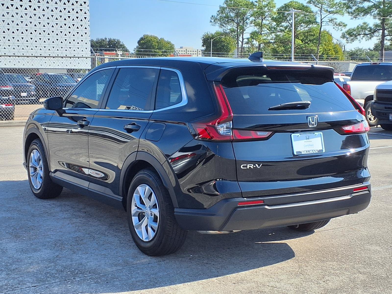 Certified 2025 Honda CR-V LX image 3