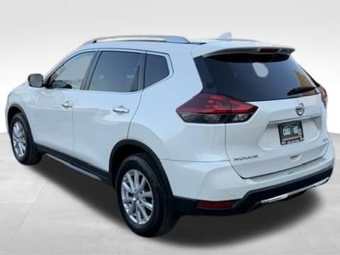 Used 2020 Nissan Rogue SV image 9