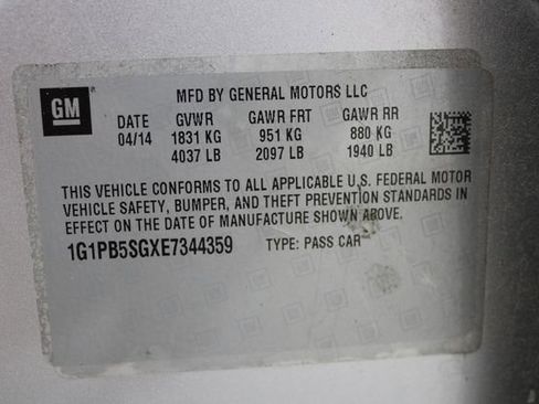 Used 2014 Chevrolet Cruze LS FWD image 16