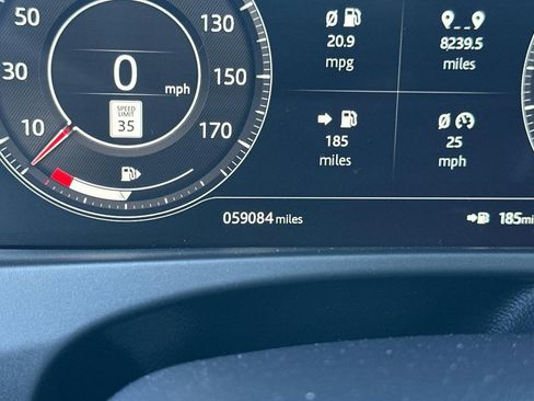 Used 2019 Jaguar F-PACE S image 20