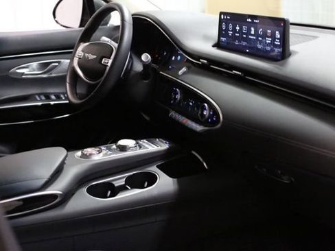 Used 2025 Genesis GV70 2.5T image 27