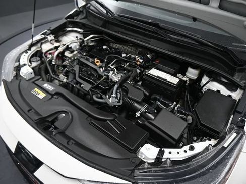 Used 2024 Toyota Corolla LE FWD image 12