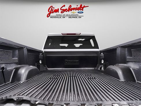 Used 2025 Chevrolet Silverado 2500 LT image 38