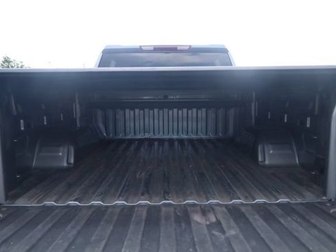 Used 2024 Chevrolet Silverado 1500 LT AWD/4WD image 21