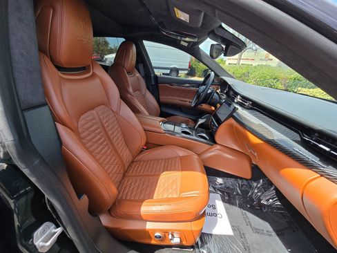 Used 2023 Maserati Quattroporte Trofeo RWD image 46