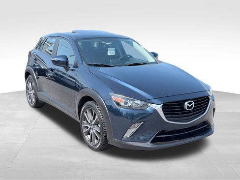 Used 2017 MAZDA CX-3 Touring w/ Premium Package FWD image 3