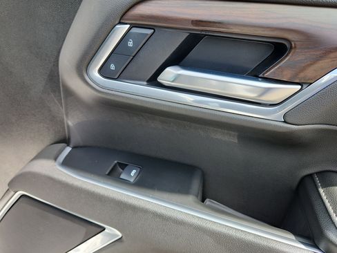 Used 2025 GMC Sierra 1500 SLT image 46