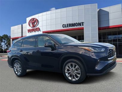 Used 2023 Toyota Highlander Limited