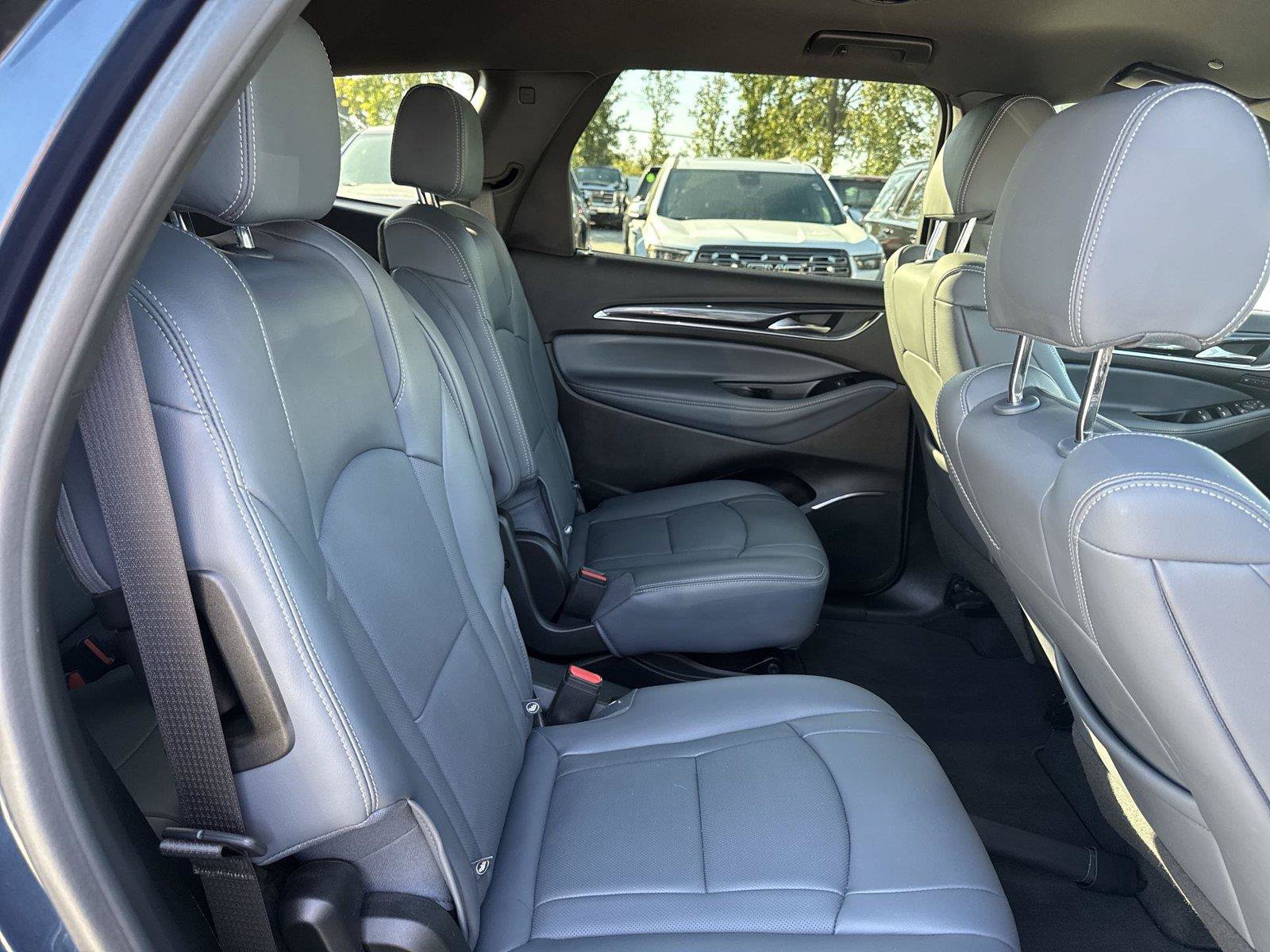 Used 2023 Buick Enclave Premium FWD image 27