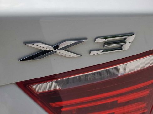 Used 2017 BMW X3 sDrive28i image 16