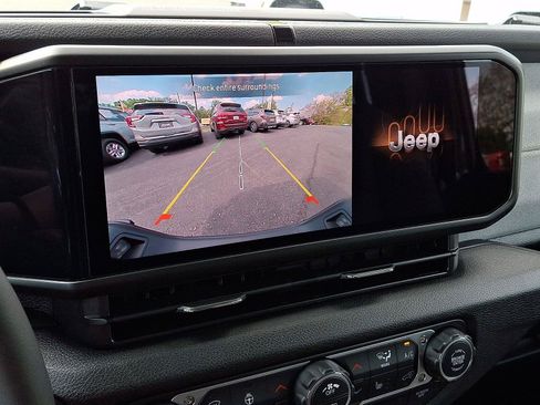 New 2026 Jeep Gladiator Sport AWD/4WD image 13