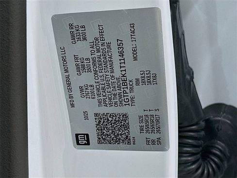 New 2026 GMC Canyon Elevation w/ Convenience Package image 32