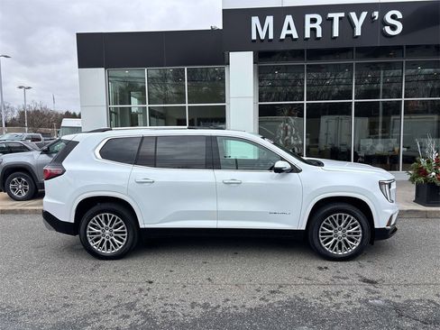 Certified 2026 GMC Acadia Denali w/ LPO, Floor Liner Package image 2