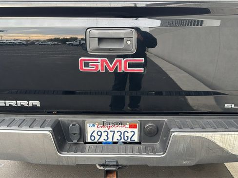 Used 2017 GMC Sierra 1500 SLE w/ SLE Value Package image 8