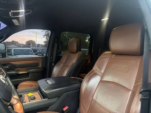 Used 2023 RAM 3500 Limited AWD/4WD image 10