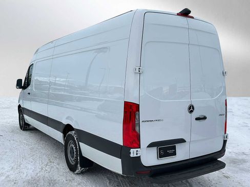 Used 2023 Mercedes-Benz Sprinter 2500 image 5