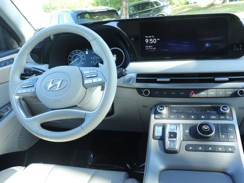 Used 2023 Hyundai Palisade Limited w/ Cargo Package image 30