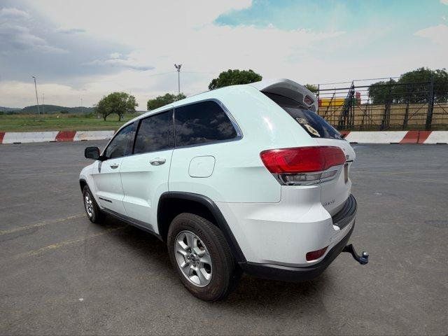 Used 2017 Jeep Grand Cherokee Laredo w/ Quick Order Package 23E AWD/4WD image 4