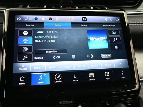 Used 2024 Jeep Grand Cherokee L Limited image 18