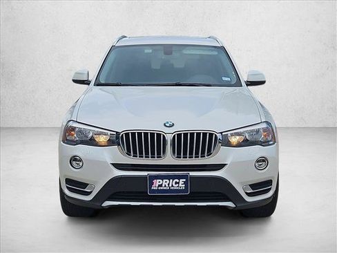 Used 2016 BMW X3 xDrive28i AWD/4WD image 2