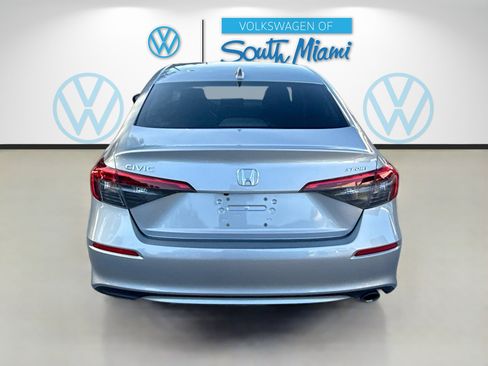 Used 2024 Honda Civic Sport image 6