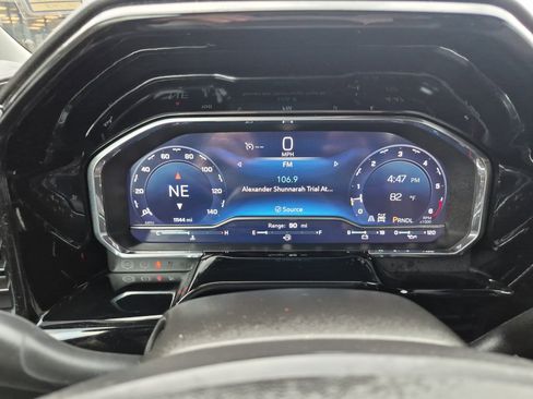 Used 2025 Chevrolet Silverado 2500 LT w/ Trail Boss Package AWD/4WD image 27