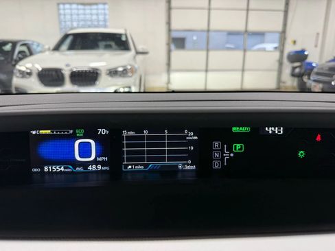 Used 2019 Toyota Prius Prime Premium image 17