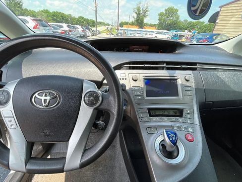 Used 2013 Toyota Prius Two FWD image 20