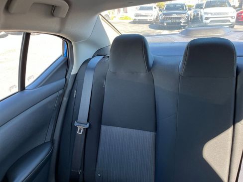 Used 2025 Nissan Sentra SV image 39