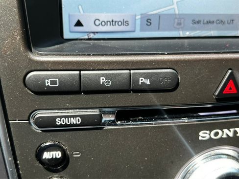 Used 2018 Ford Explorer Platinum AWD/4WD image 44