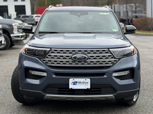 Used 2021 Ford Explorer Limited w/ Equipment Group 301A AWD/4WD image 2