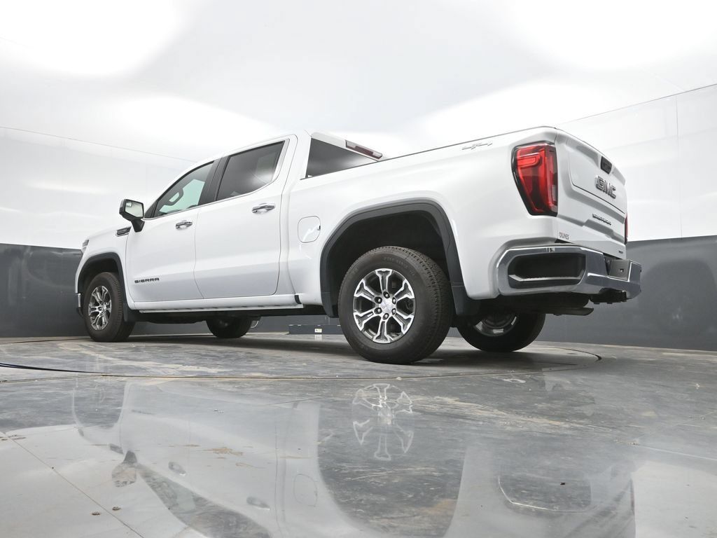 Used 2024 GMC Sierra 1500 SLT AWD/4WD image 38