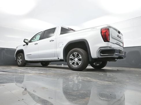 Used 2024 GMC Sierra 1500 SLT AWD/4WD image 38
