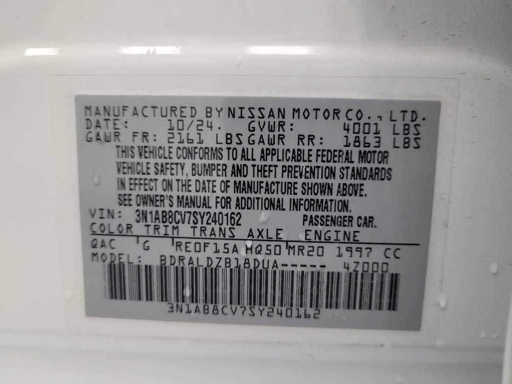 Used 2025 Nissan Sentra SV FWD image 33