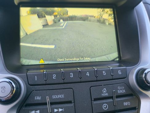 Used 2013 Chevrolet Equinox LT w/ Driver Convenience Package FWD image 8