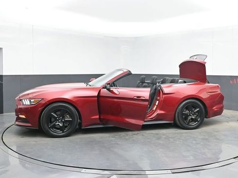 Used 2017 Ford Mustang Convertible RWD image 50