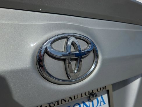 Used 2019 Toyota Corolla SE image 36