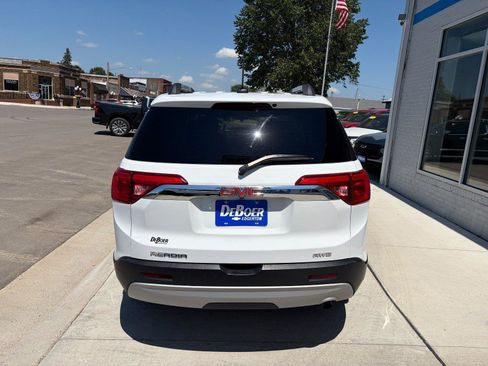 Used 2019 GMC Acadia SLE AWD/4WD image 4